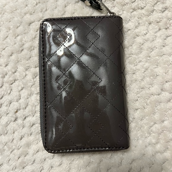Marc by Marc Jacobs wallet Gray Patent great Condition - Picture 5 of 12